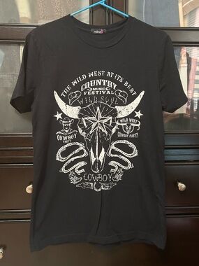 Mine B Western Skull & Cowboy Graphic Tshirt Country Festival